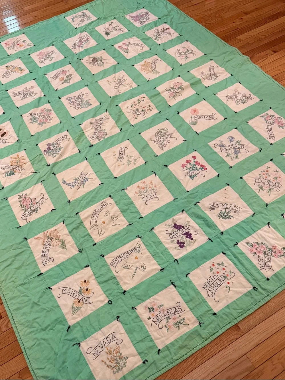 Vintage Embroidered 50 State Flower Patchwork Quilt Mint + Cream cottage country